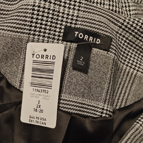 NWT Torrid Monochrome Checkered Blazer - Picture 5 of 6